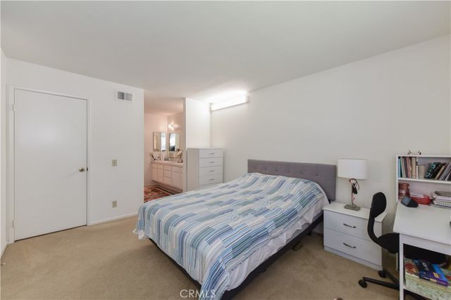 45 Greenfield 52, Irvine, CA 92614