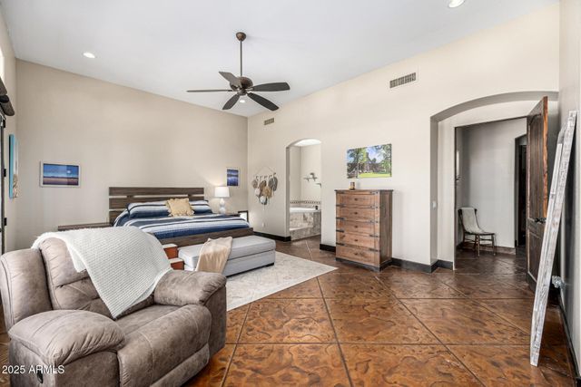 750 W ZION Lane, San Tan Valley, AZ 85143