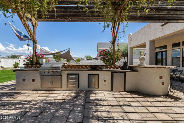 750 W ZION Lane, San Tan Valley, AZ 85143