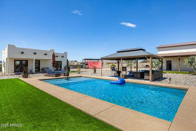 750 W ZION Lane, San Tan Valley, AZ 85143