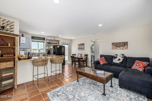 750 W ZION Lane, San Tan Valley, AZ 85143