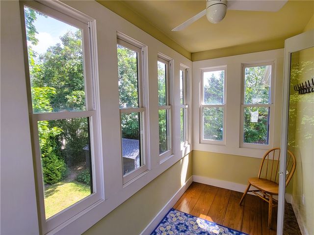 60 Prairie Avenue, Newport, RI 02840