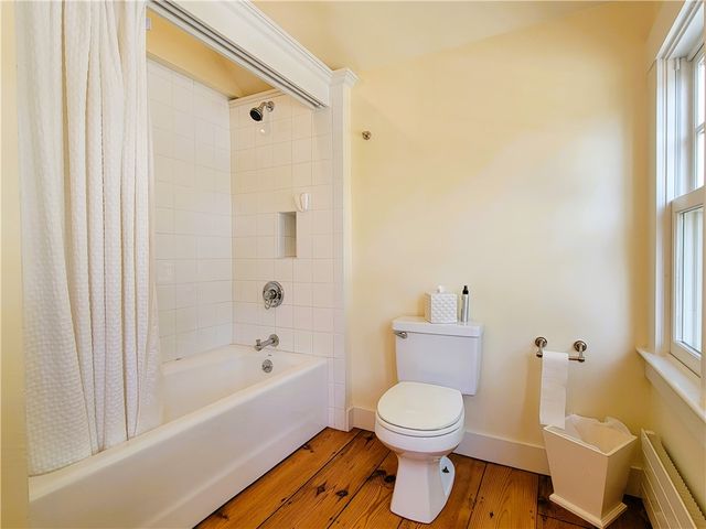 60 Prairie Avenue, Newport, RI 02840