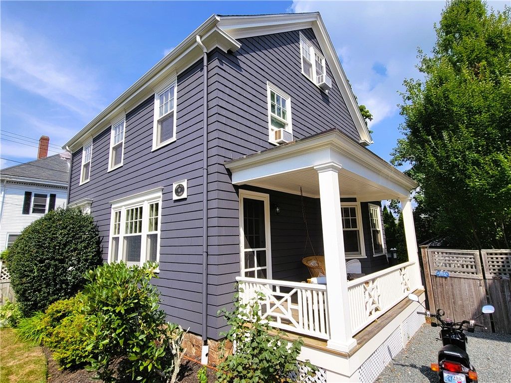 60 Prairie Avenue, Newport, RI 02840