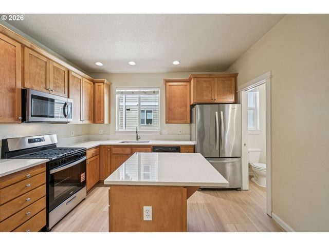 1117 Sw 160TH Ave, Beaverton, OR 97006