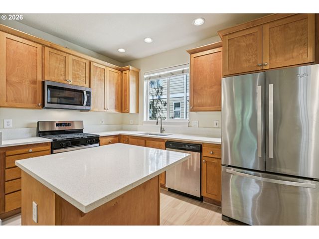 1117 Sw 160TH Ave, Beaverton, OR 97006