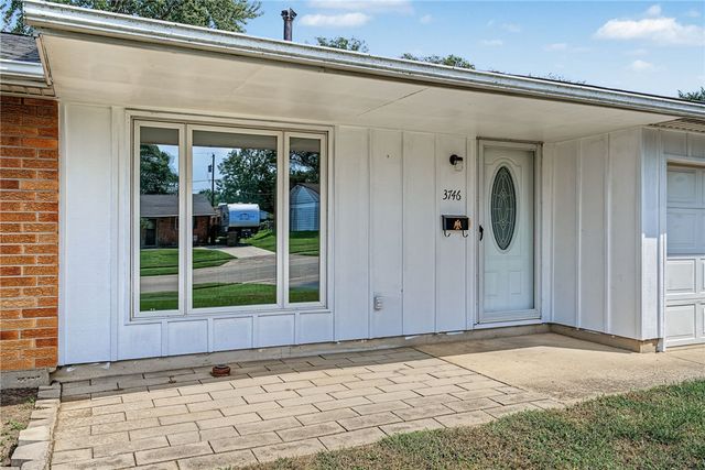 3746 Marion Drive, Enon Vlg, OH 45323