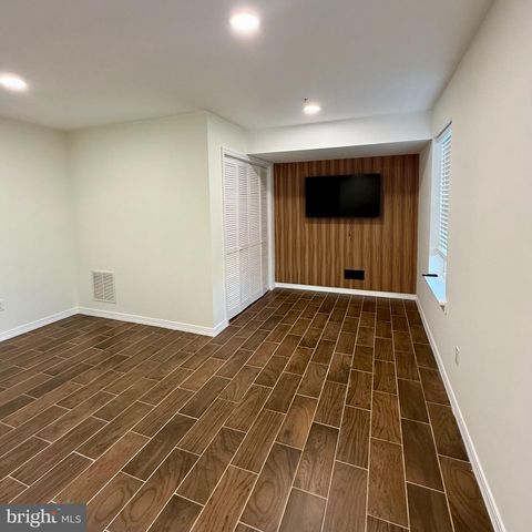 153 MERCER CT, Fairless Hills, PA 19030