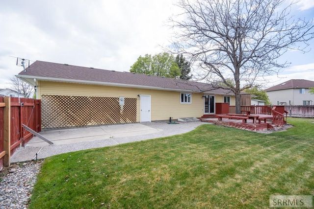 2945 Chaparral Drive, Idaho Falls, ID 83404