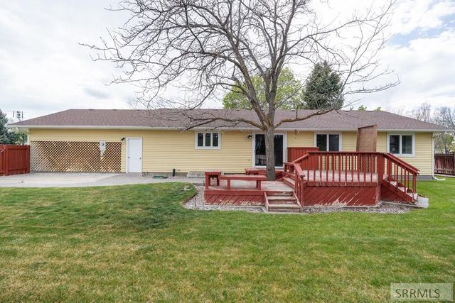 2945 Chaparral Drive, Idaho Falls, ID 83404