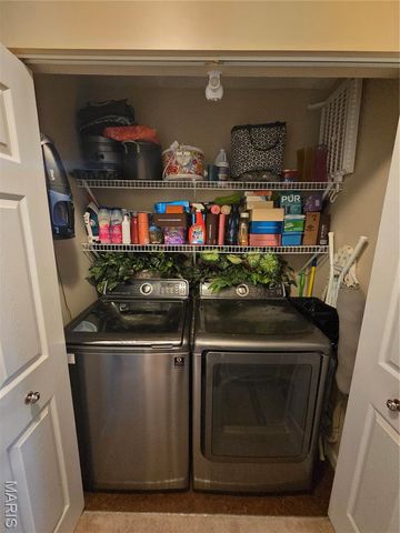 2714 Royal Oak Drive, High Ridge, MO 63049