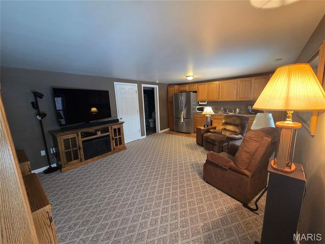 2714 Royal Oak Drive, High Ridge, MO 63049