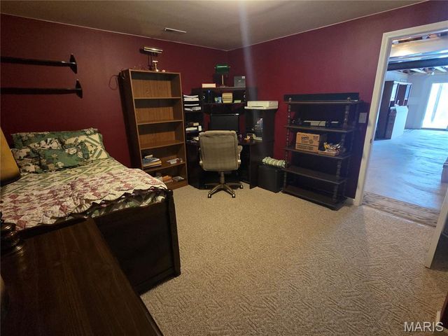 2714 Royal Oak Drive, High Ridge, MO 63049