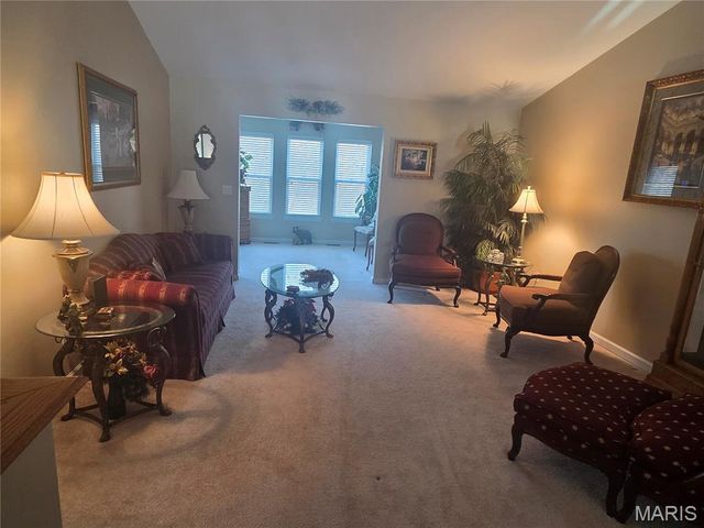 2714 Royal Oak Drive, High Ridge, MO 63049