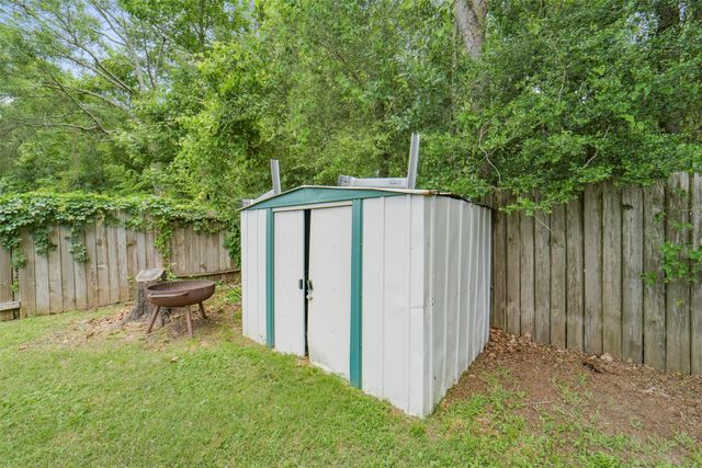 12023 Belle Court, Pinehurst, TX 77362