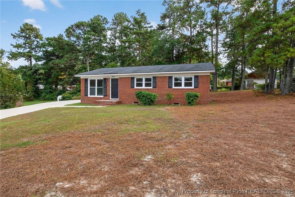 2313 Lake Avenue, Fayetteville, NC 28301