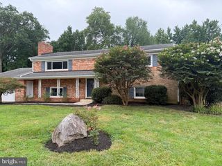 4417 LAUREL RD, Alexandria, VA 22309