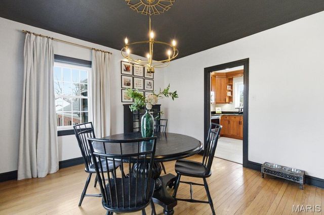 1006 Briarton Drive, St Louis, MO 63126