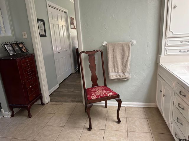 906 Sherwood Lane, Jacksonville, TX 75766