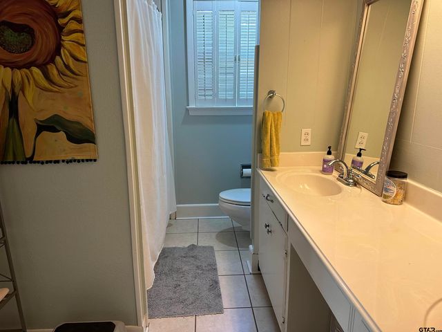 906 Sherwood Lane, Jacksonville, TX 75766