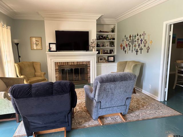 906 Sherwood Lane, Jacksonville, TX 75766