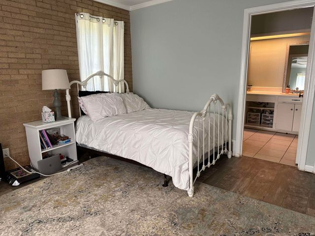 906 Sherwood Lane, Jacksonville, TX 75766