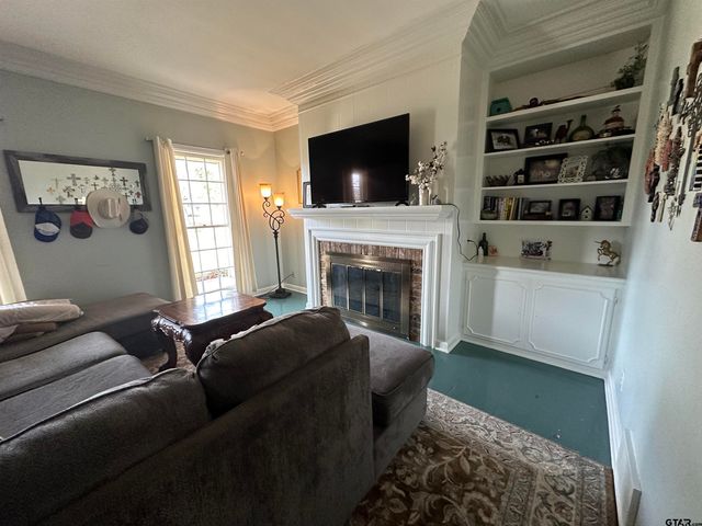 906 Sherwood Lane, Jacksonville, TX 75766