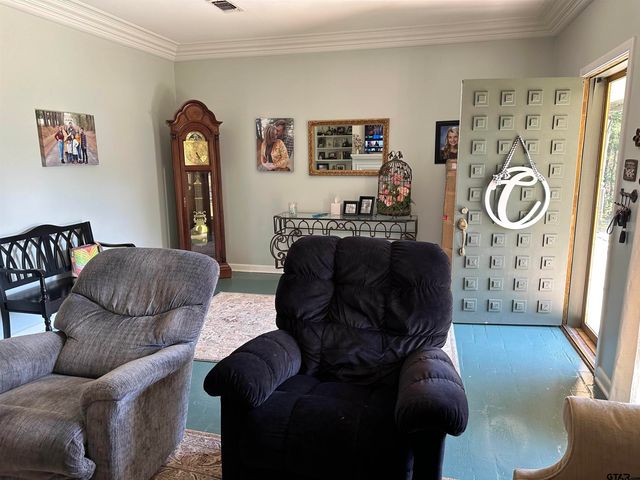 906 Sherwood Lane, Jacksonville, TX 75766