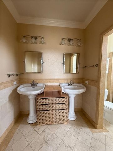 33 Southwind, Aliso Viejo, CA 92656