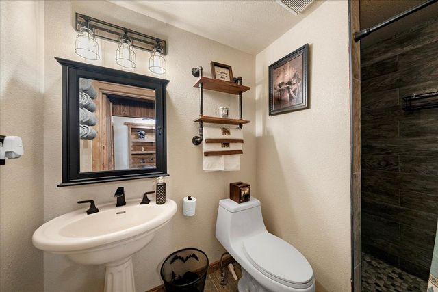 10515 Wentworth Springs Rd, Georgetown, CA 95634