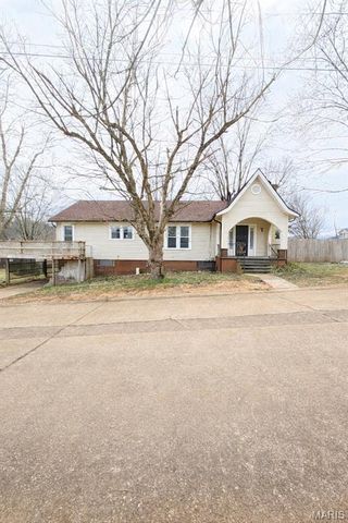 505 Sycamore Street, Van Buren, MO 63965