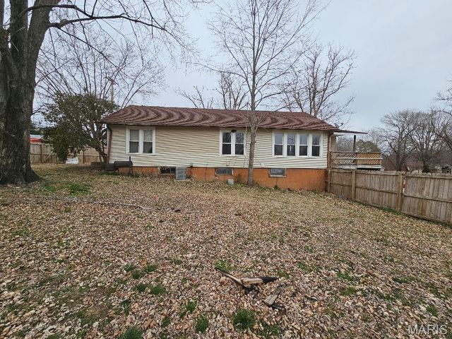 505 Sycamore Street, Van Buren, MO 63965