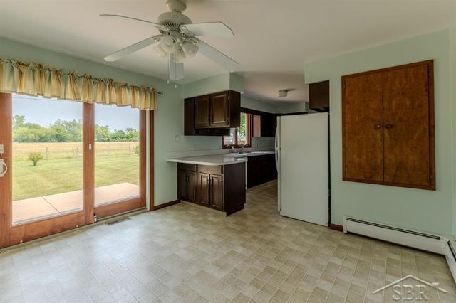 8908 Kochville Road, Saginaw, MI 48603