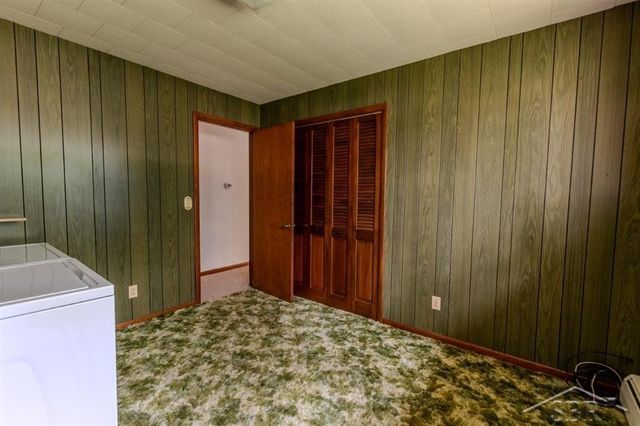 8908 Kochville Road, Saginaw, MI 48603
