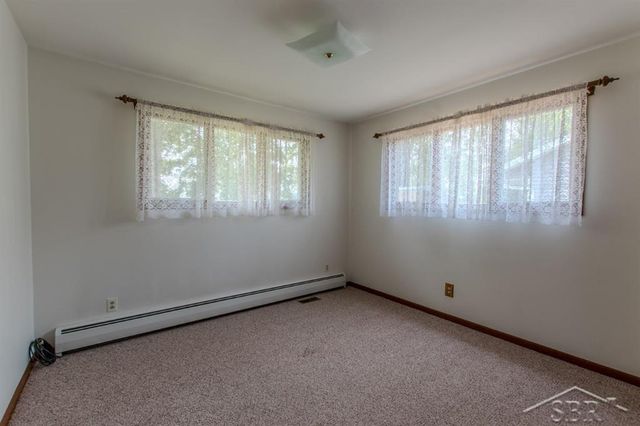 8908 Kochville Road, Saginaw, MI 48603