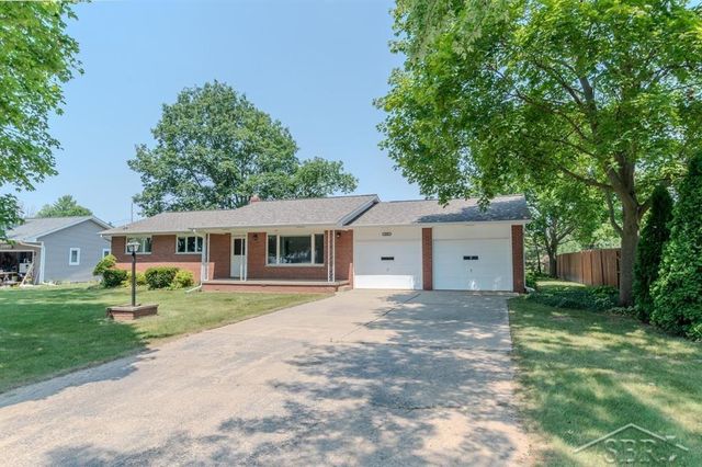 8908 Kochville Road, Saginaw, MI 48603