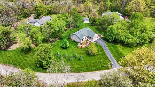 9268 Erin Court, Springfield Charter Township, MI 48350