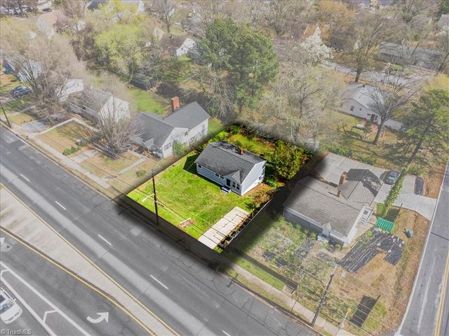 1502 Summit Avenue, Greensboro, NC 27405