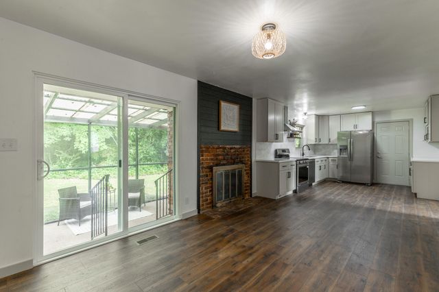 1401 Fred Will Circle, Chattanooga, TN 37411