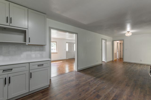 1401 Fred Will Circle, Chattanooga, TN 37411