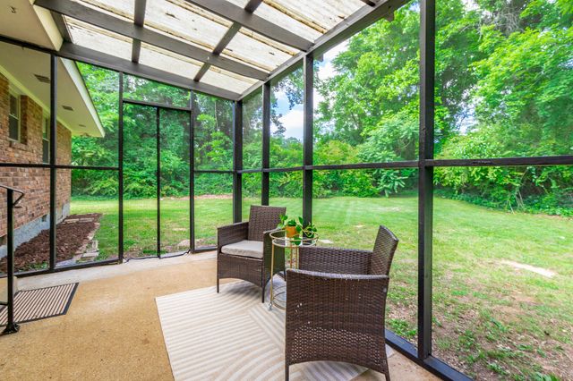 1401 Fred Will Circle, Chattanooga, TN 37411