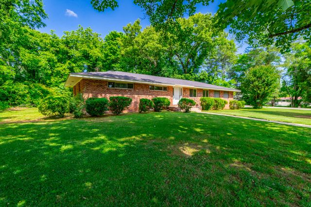 1401 Fred Will Circle, Chattanooga, TN 37411