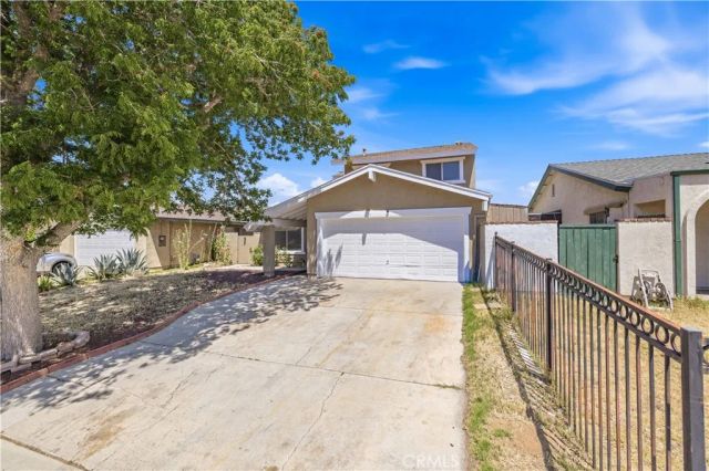 37642 Cluny, Palmdale, CA 93550