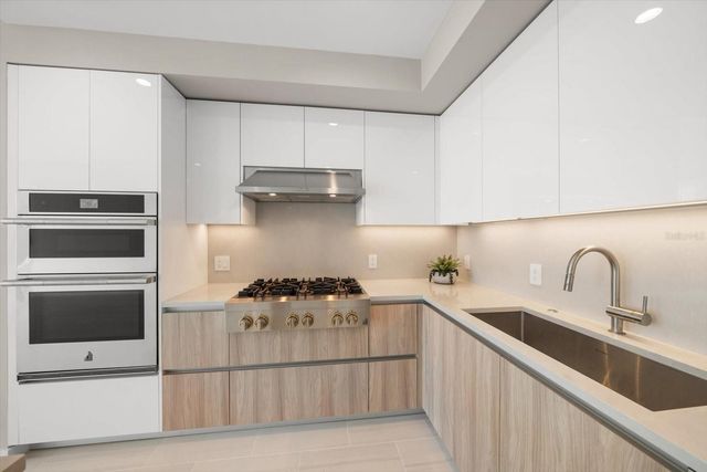 400 CENTRAL AVENUE 1203, St Petersburg, FL 33701