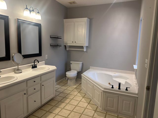 218 Brittany Rd, Gaffney, SC 29341