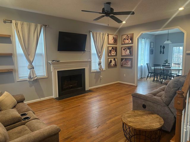 218 Brittany Rd, Gaffney, SC 29341