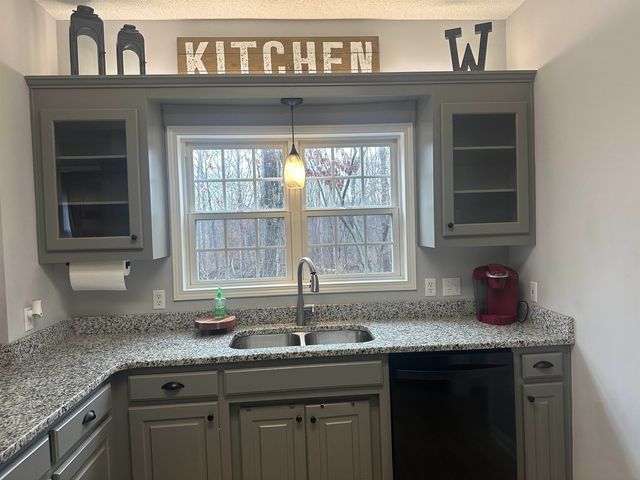 218 Brittany Rd, Gaffney, SC 29341