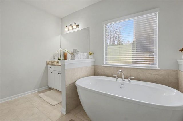 408 Tavistock Court, Mcdonough, GA 30252