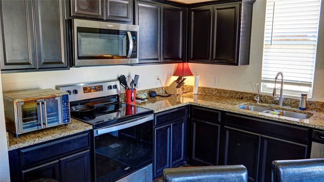 741 Windsor Court, Lavon, TX 75166