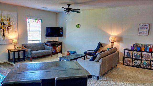 741 Windsor Court, Lavon, TX 75166